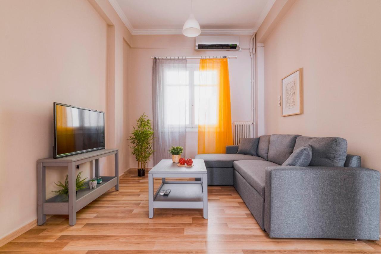 The Easy In Thiseio Next To Ancient Афины Экстерьер фото
